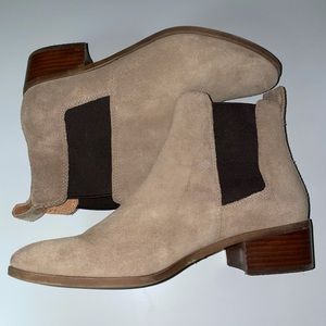 Steve Madden Suede Booties